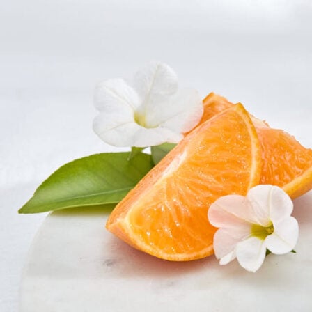 white neroli and lemon scent